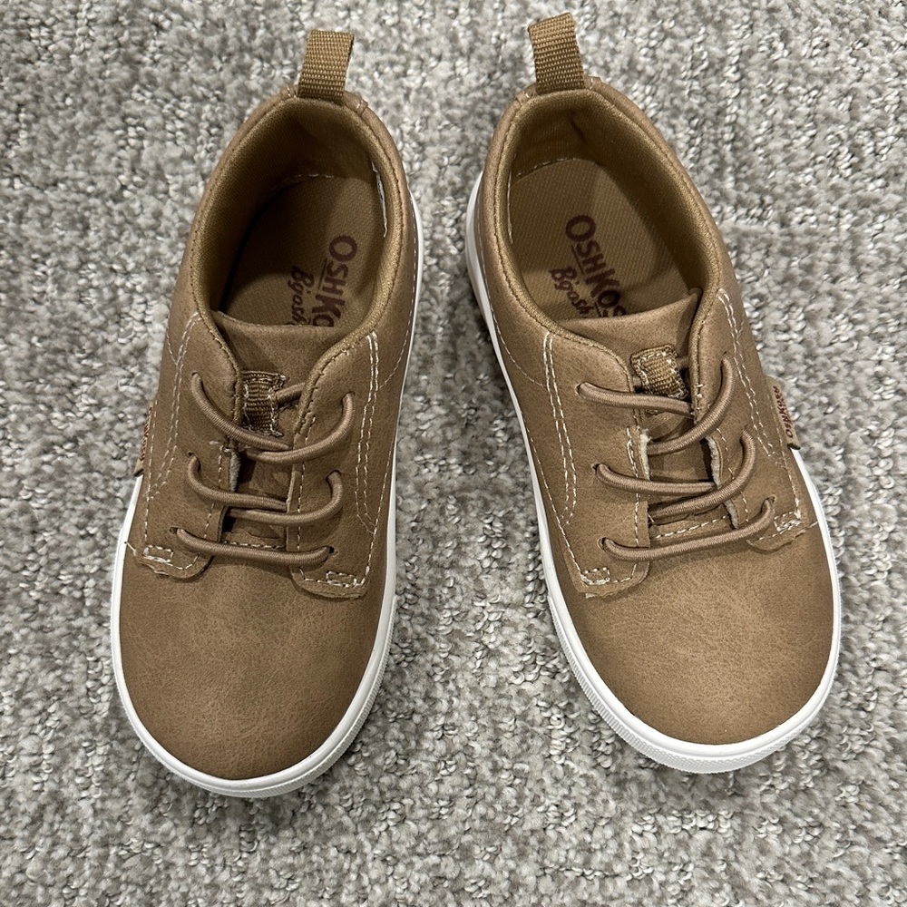 OshKosh B'gosh Kids Tan Sneakers